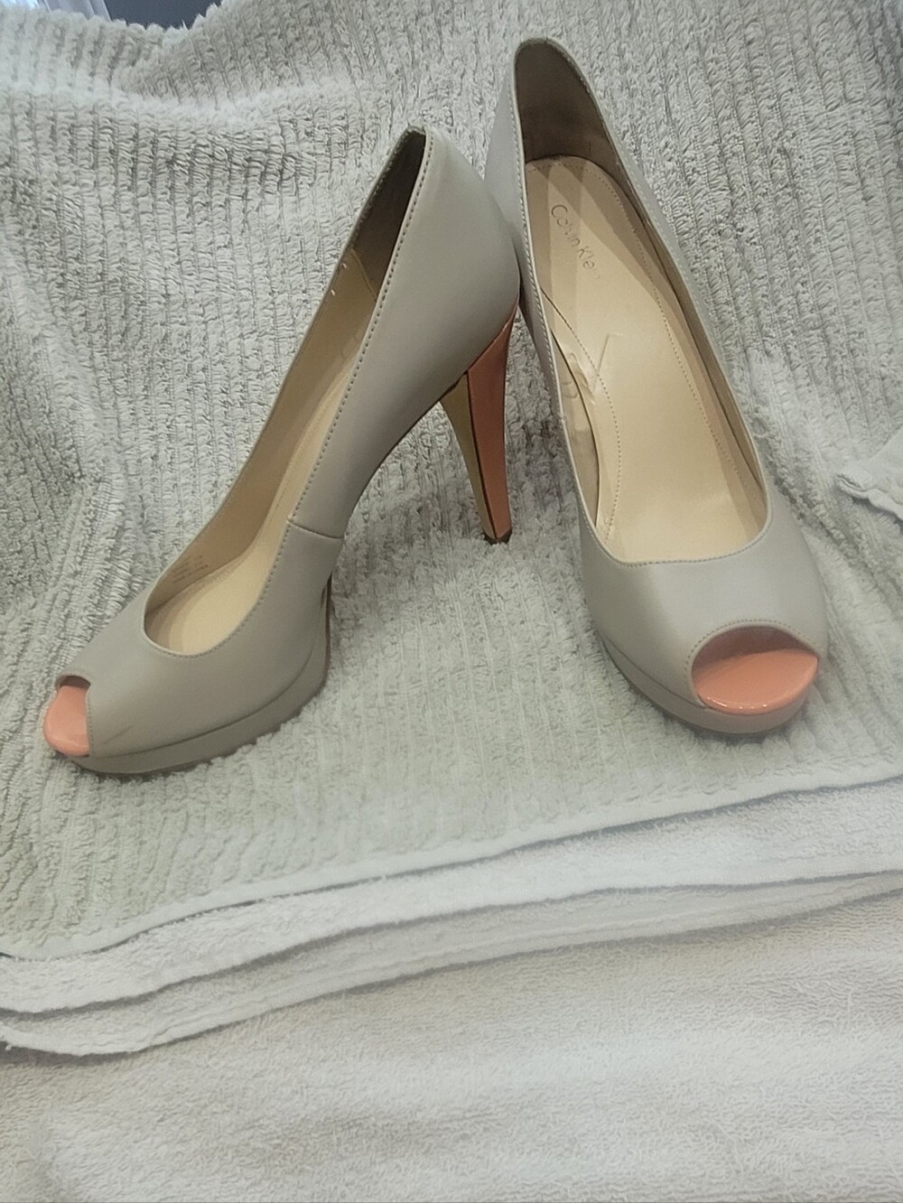 Calvin Klein - Andie Peep-Toe Heels in Light Gray with Peach Accents